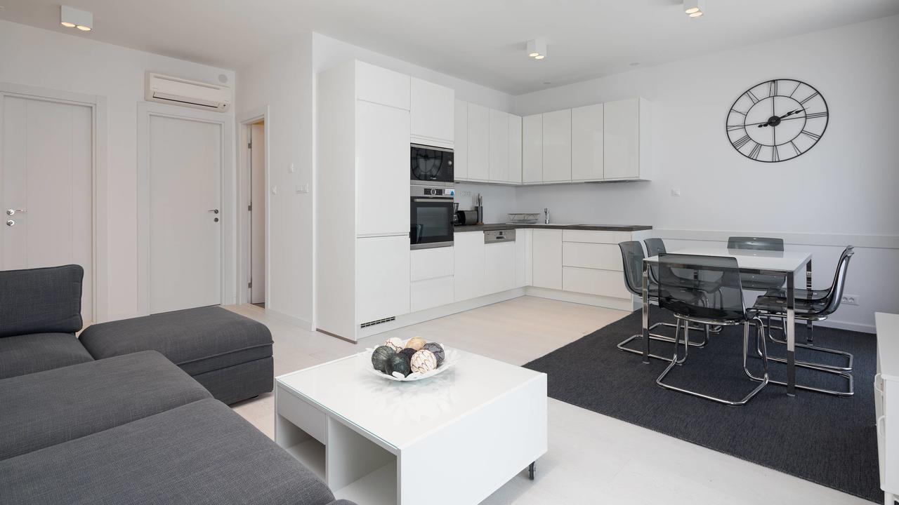 S Luxury Apartments Split Exterior photo