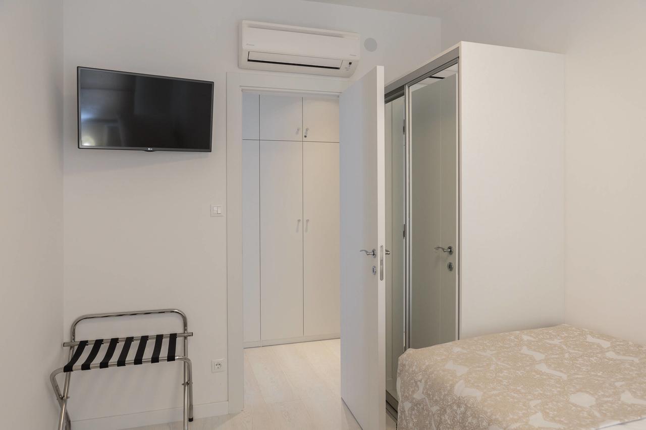 S Luxury Apartments Split Exterior photo