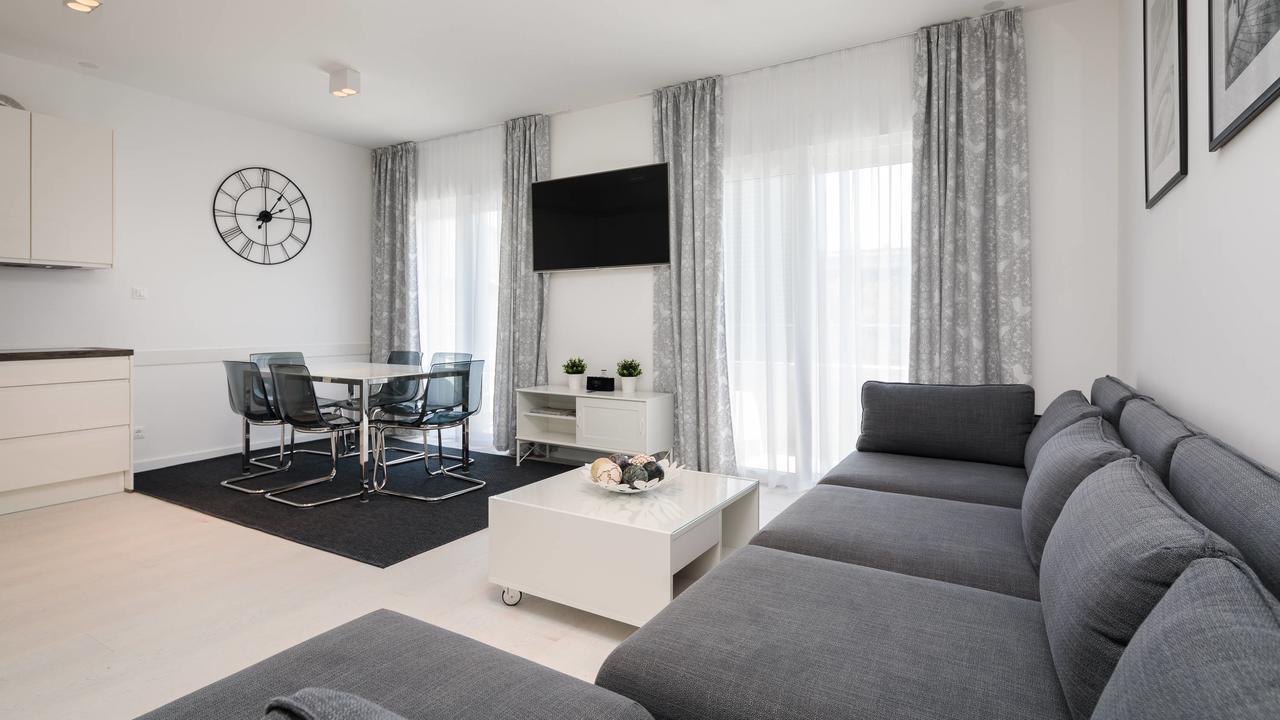S Luxury Apartments Split Exterior photo